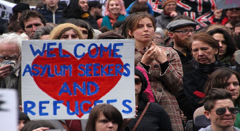 Welcome asylum seekers credit Takver Flickr