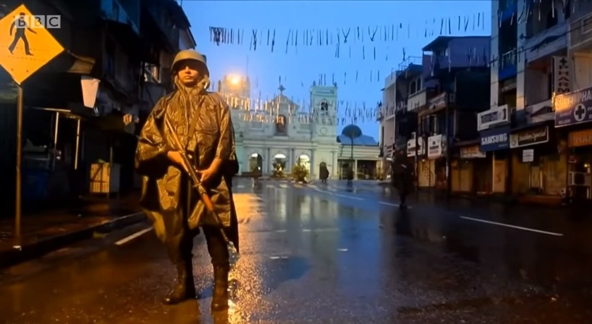 guard protects church sri lanka credit BBC